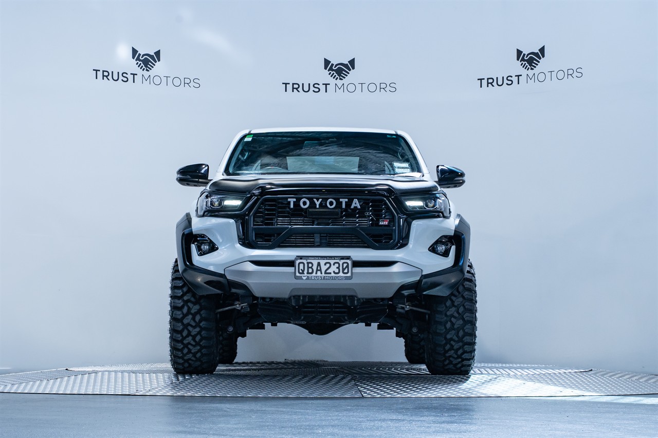 2023 Toyota Hilux