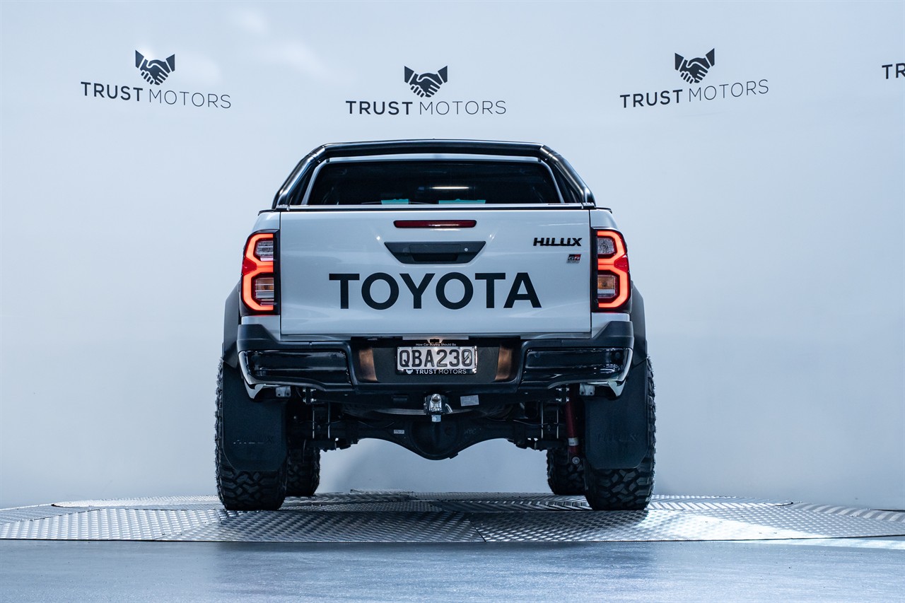 2023 Toyota Hilux