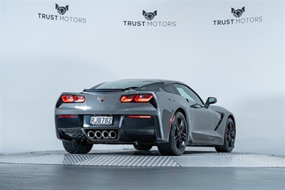 2016 Chevrolet Corvette - Thumbnail