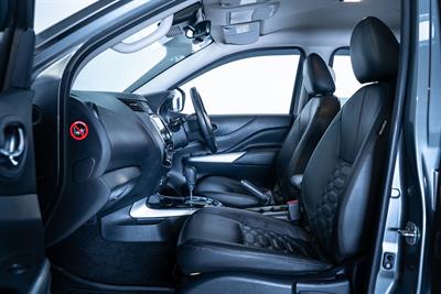 2022 Nissan Navara - Thumbnail