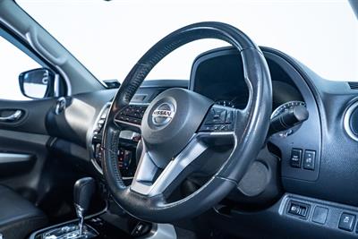 2022 Nissan Navara - Thumbnail