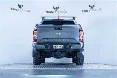2022 Nissan Navara - Thumbnail