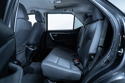 2022 Toyota Fortuner - Thumbnail