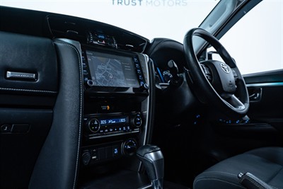2022 Toyota Fortuner - Thumbnail