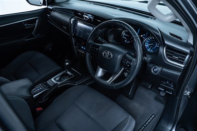 2022 Toyota Fortuner - Thumbnail