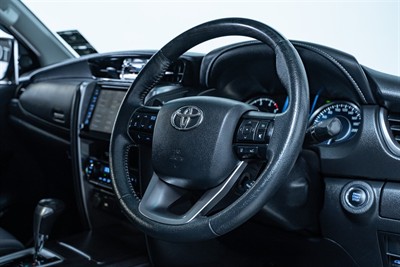 2022 Toyota Fortuner - Thumbnail