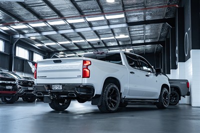 2021 Chevrolet Silverado - Thumbnail