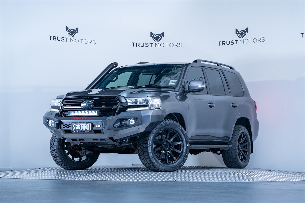 2018 Toyota Landcruiser