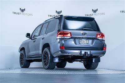 2018 Toyota Landcruiser - Thumbnail