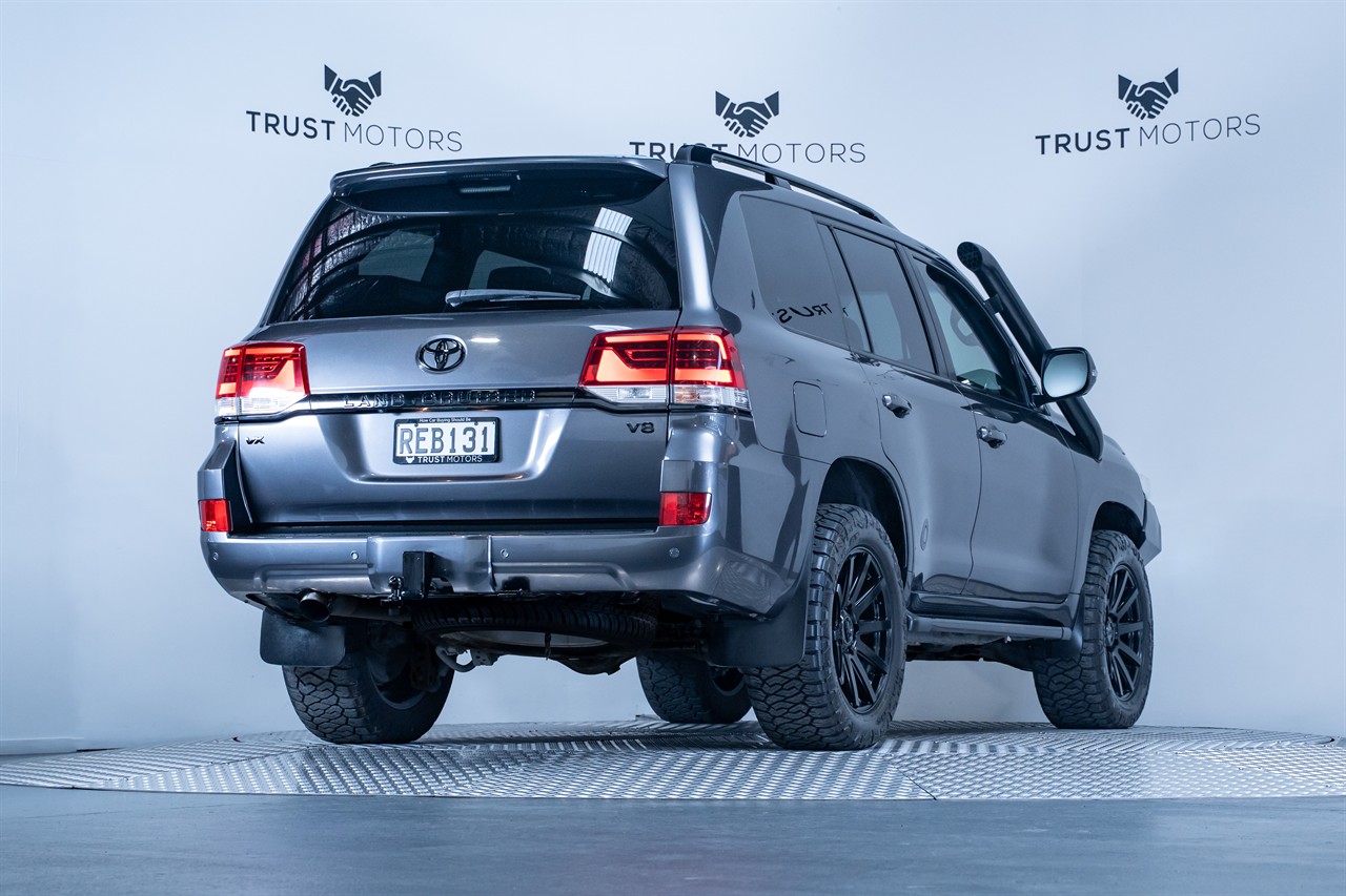 2018 Toyota Landcruiser