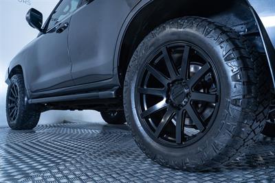2018 Toyota Landcruiser - Thumbnail