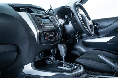 2019 Nissan Navara - Thumbnail