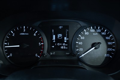 2019 Nissan Navara - Thumbnail