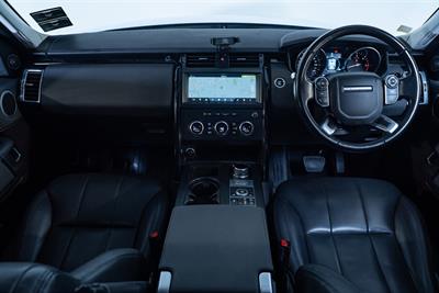 2018 Land Rover Discovery - Thumbnail