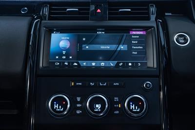 2018 Land Rover Discovery - Thumbnail