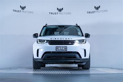 2018 Land Rover Discovery - Thumbnail