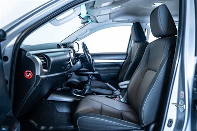 2018 Toyota Hilux - Thumbnail
