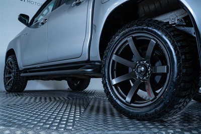 2018 Toyota Hilux - Thumbnail