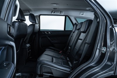 2021 Ford Everest - Thumbnail