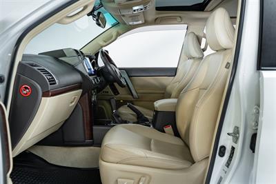 2015 Toyota Landcruiser Prado - Thumbnail