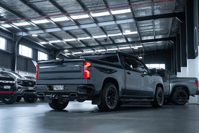 2021 Chevrolet Silverado - Thumbnail