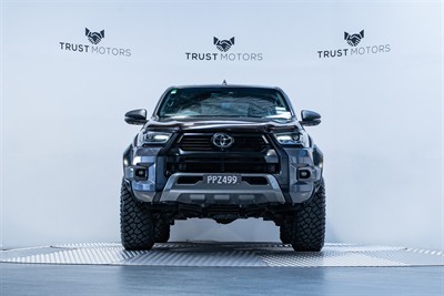 2022 Toyota Hilux - Thumbnail