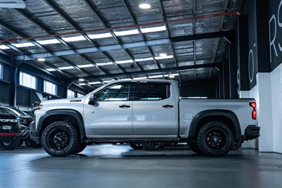 2021 Chevrolet Silverado - Thumbnail