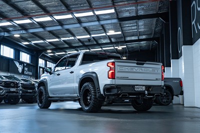 2021 Chevrolet Silverado - Thumbnail