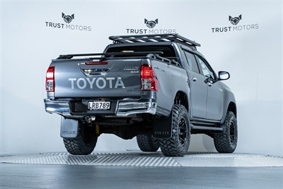 2018 Toyota Hilux - Thumbnail