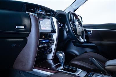 2019 Toyota Fortuner - Thumbnail