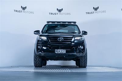 2019 Toyota Fortuner - Thumbnail