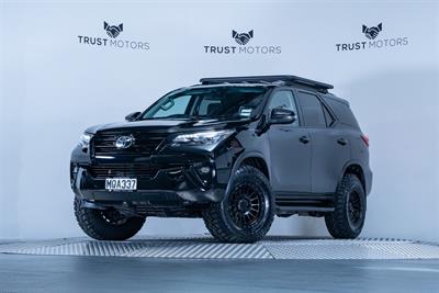 2019 Toyota Fortuner - Thumbnail