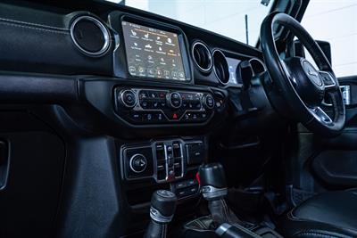 2021 Jeep Gladiator - Thumbnail