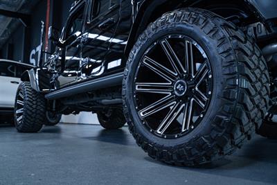 2021 Jeep Gladiator - Thumbnail