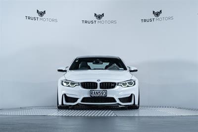 2019 BMW M4 - Thumbnail