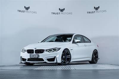 2019 BMW M4 - Thumbnail