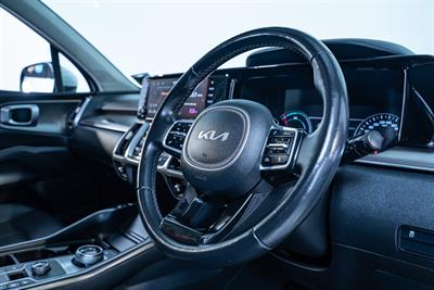 2022 Kia Sorento - Thumbnail