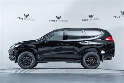 2019 Mitsubishi Pajero Sport - Thumbnail