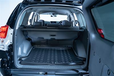 2010 Toyota Landcruiser Prado - Thumbnail