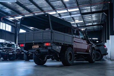 2021 Toyota Landcruiser - Thumbnail