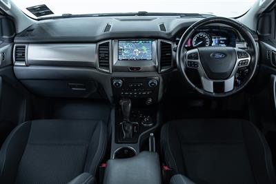 2016 Ford Everest - Thumbnail