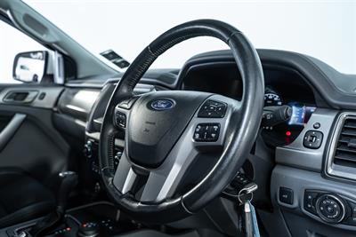 2016 Ford Everest - Thumbnail