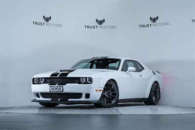 2020 Dodge Challenger - Thumbnail