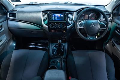 2018 Mitsubishi Triton - Thumbnail