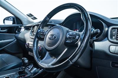 2016 Kia Sorento - Thumbnail