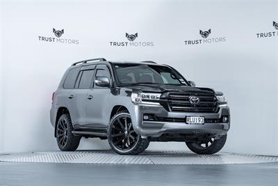 2017 Toyota Landcruiser