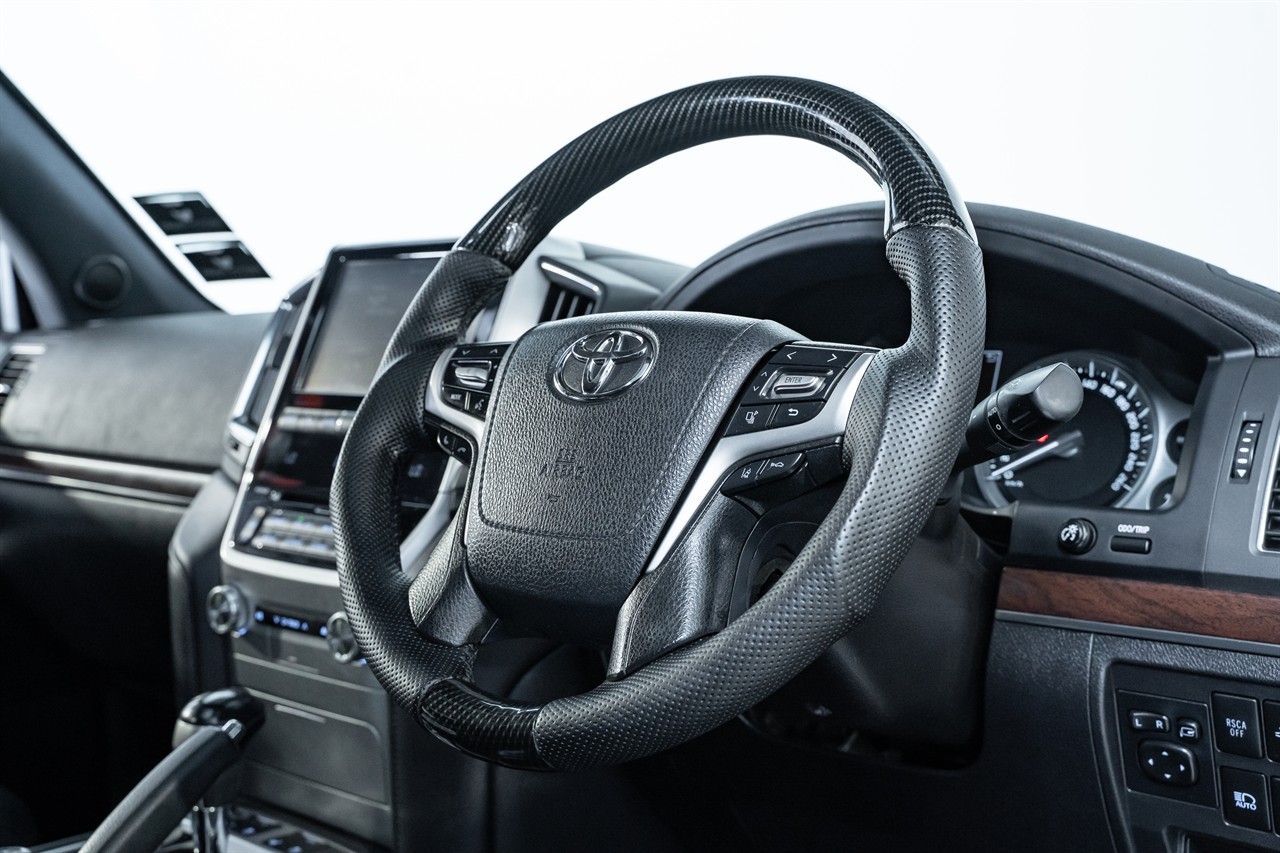 2017 Toyota Landcruiser