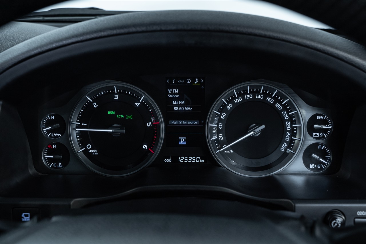 2017 Toyota Landcruiser