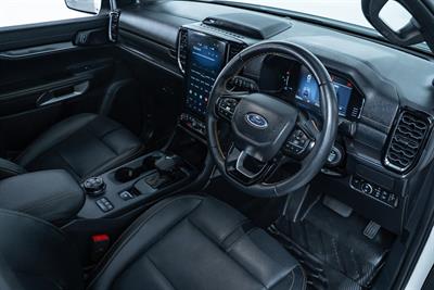 2023 Ford Everest - Thumbnail