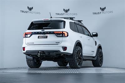 2023 Ford Everest - Thumbnail